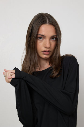 Longsleeve Loren Black Petite