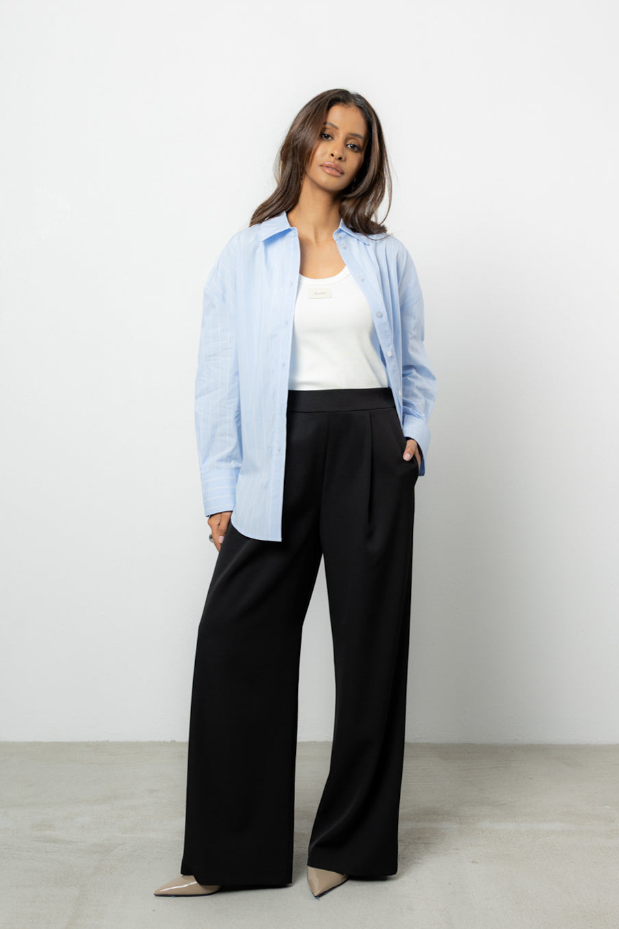 Spodnie Dilas Black Wool Petite