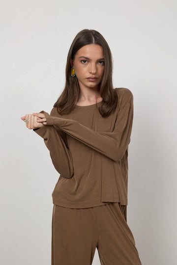 Longsleeve Loren Mocha Petite