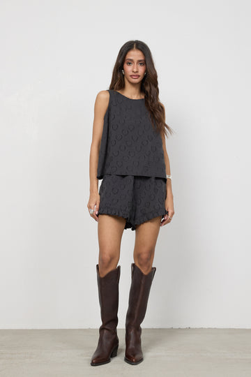 Top Ari Washed Black Petite