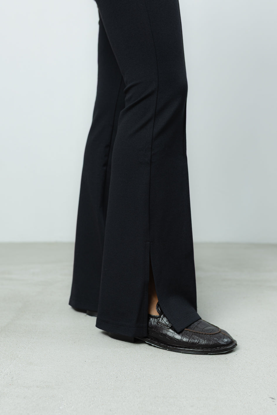 Spodnie Suzo Black Petite