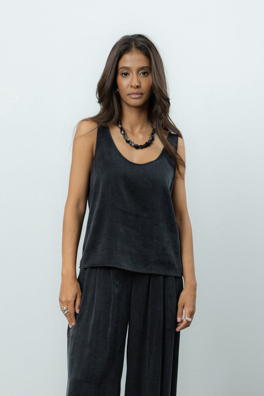 Top Belisa Black Petite