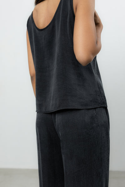 Top Belisa Black Petite