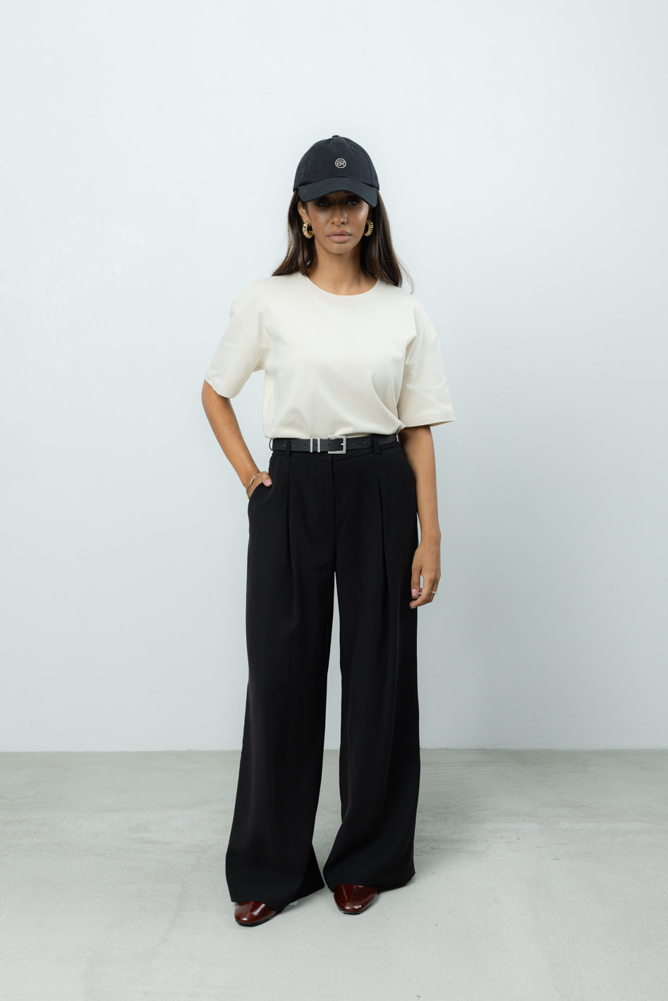 Spodnie Amara Black Petite