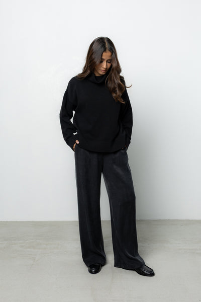 Golf Kori Black Petite