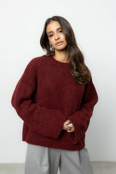 Sweter Ismo Bordo Petite