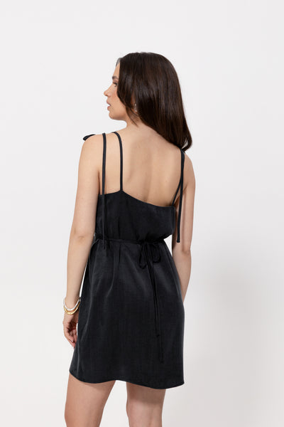 Sukienka Vivid Black Petite