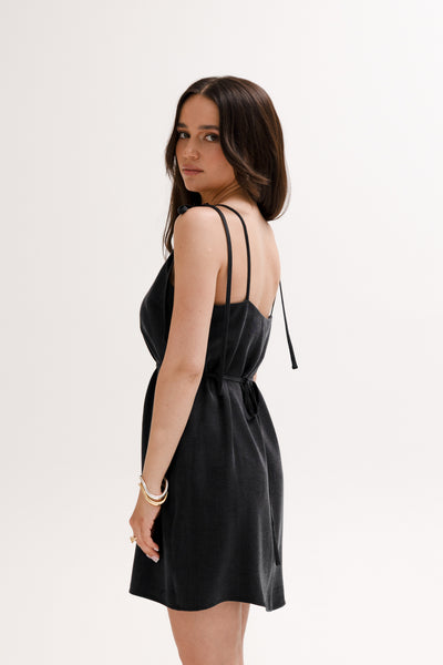 Sukienka Vivid Black Petite