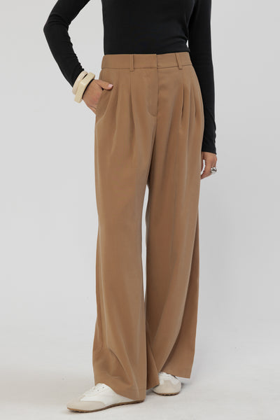 Spodnie Naver Vis Caramel Petite