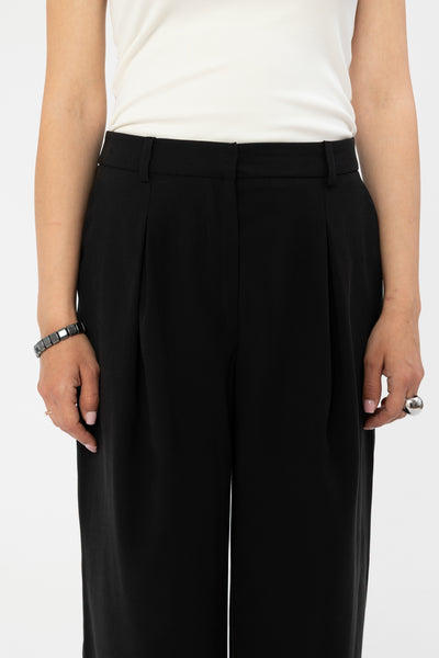 Spodnie Amara Black Petite