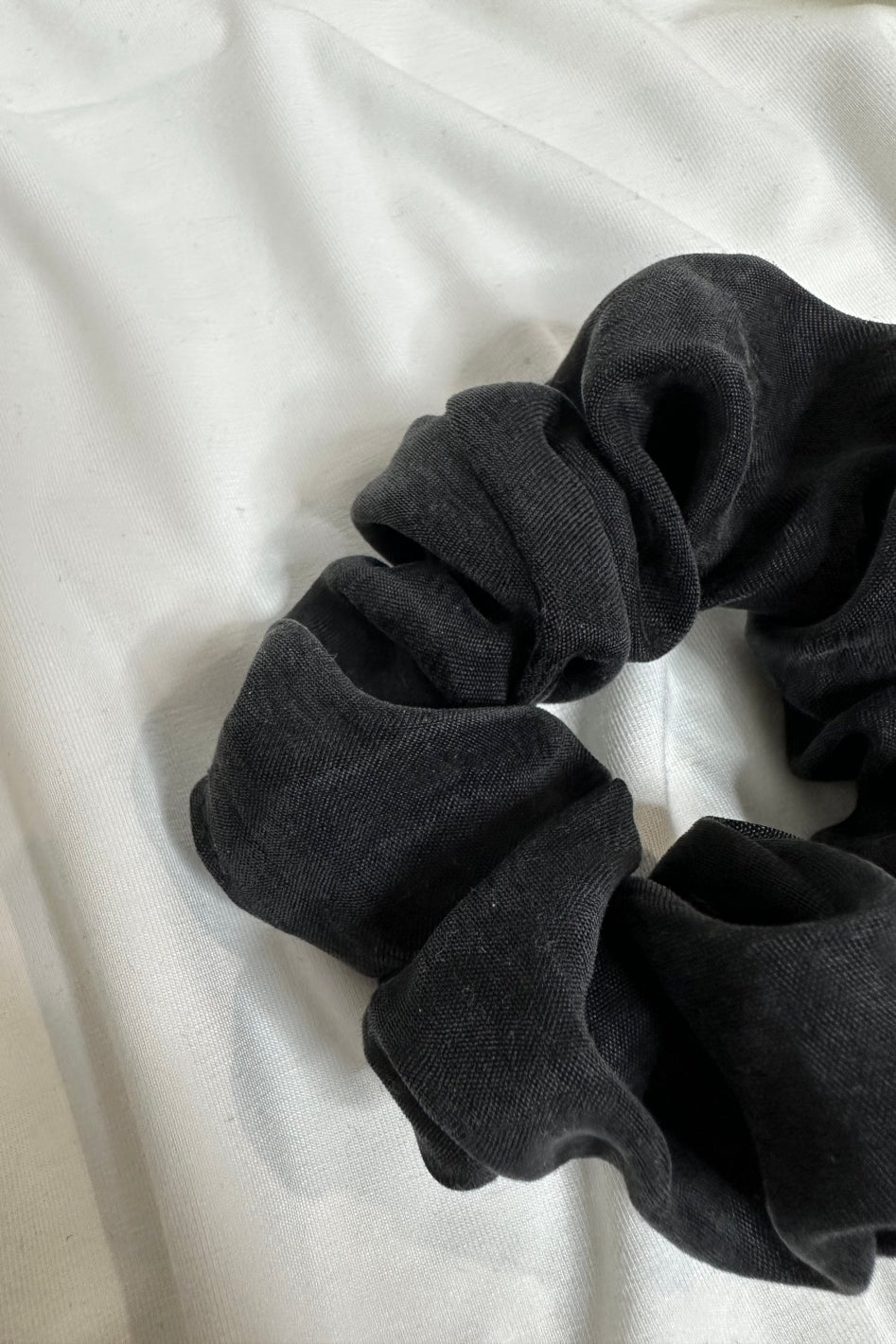 Gumka scrunchie Black Sky